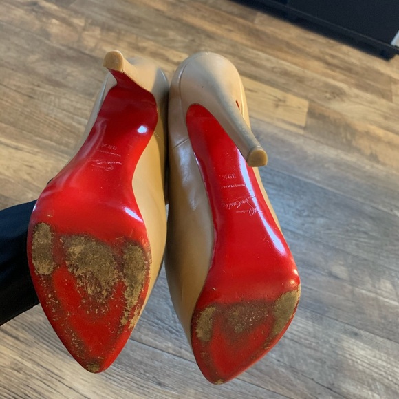 Christian Louboutin Nude Daffodile Leather - Picture 5 of 7